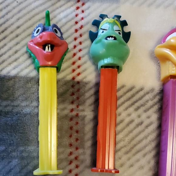 Pez-A-Saurs set of 4, no issues, 1995 Pez Dispense - Picture 2 of 5